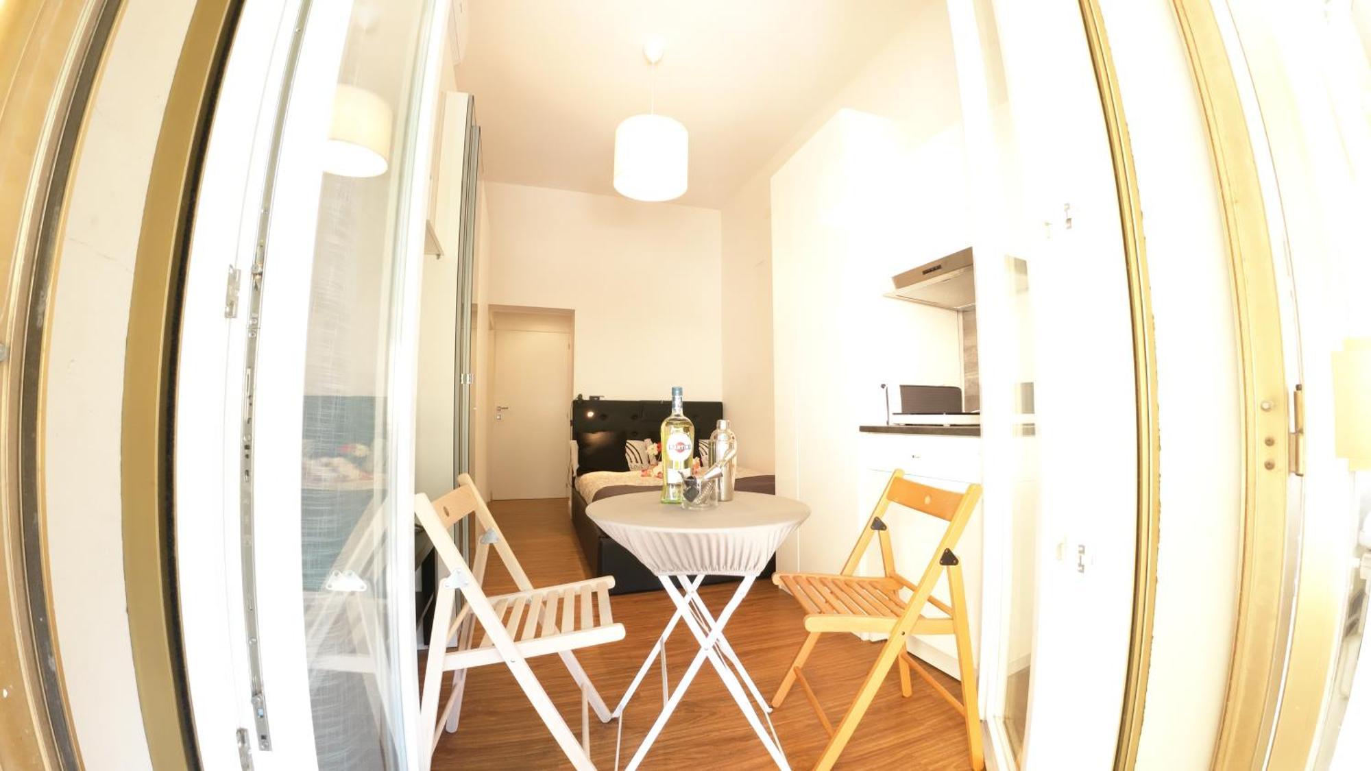 Апартаменти Urban Center 1 Easy Parking Near Tram Флоренція Екстер'єр фото